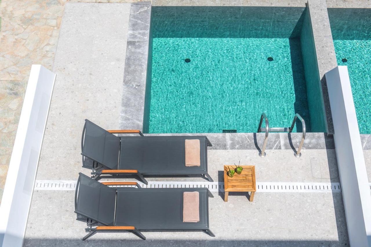 Standard Double Room with Private Pool,1624317529:JPEG